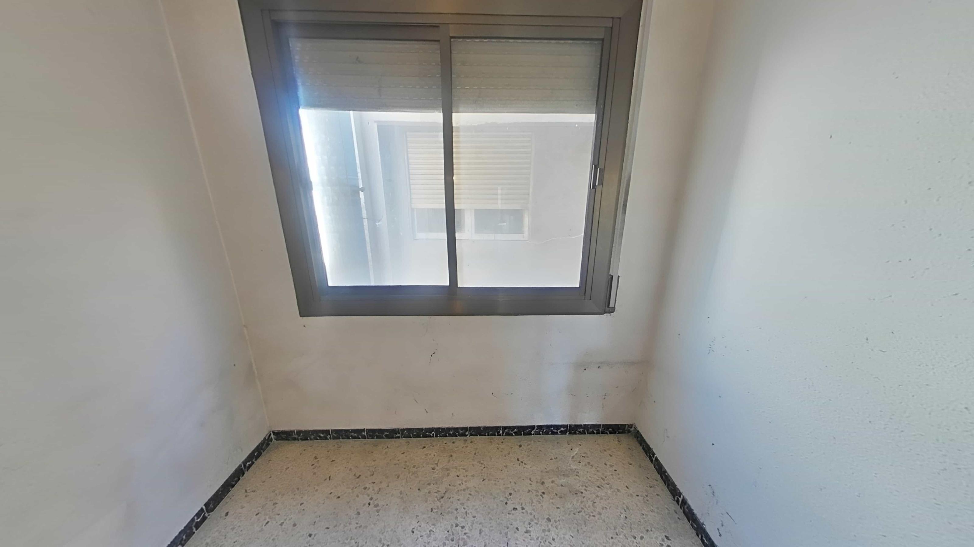 Piso en venta  Sabadell  11/18