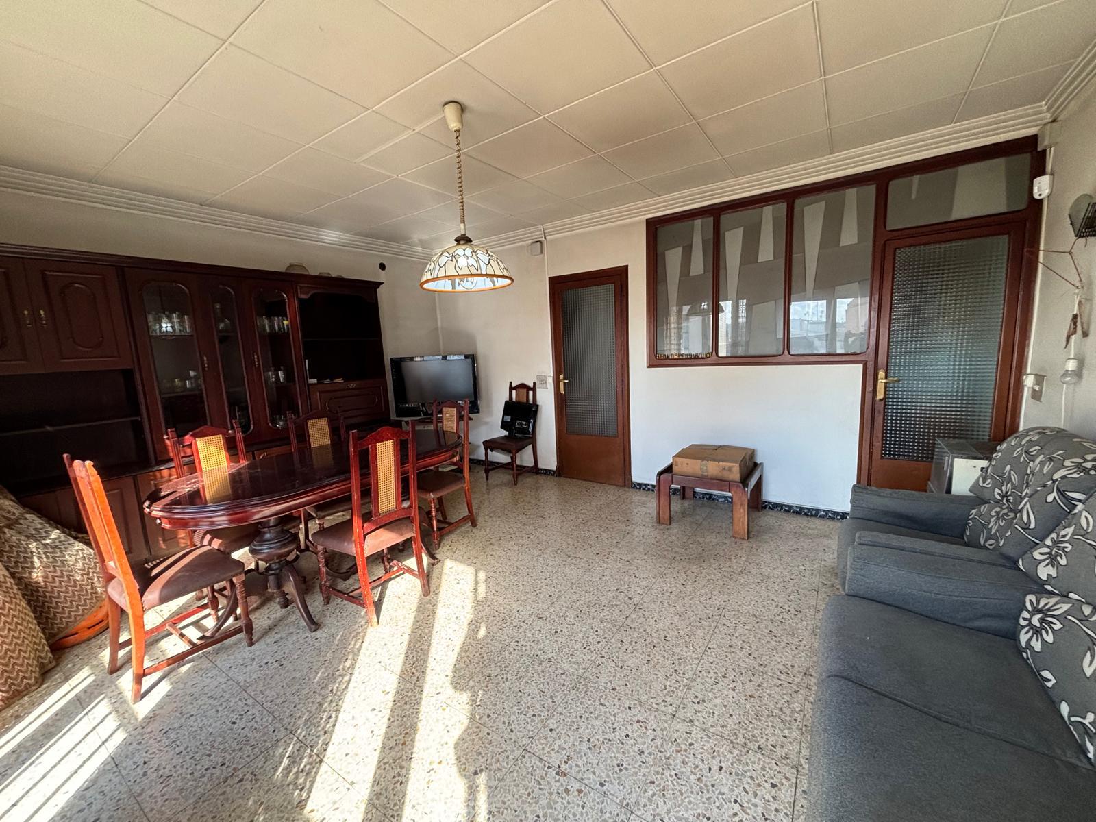 Piso en venta  Sabadell  2/18