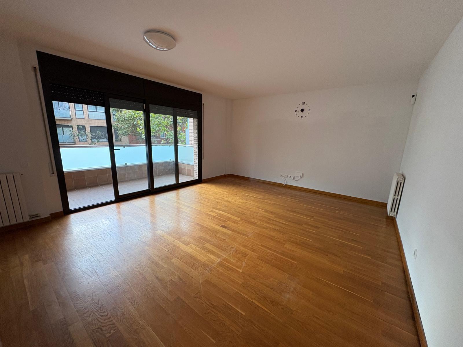 Piso en venta en Sabadell 3/27