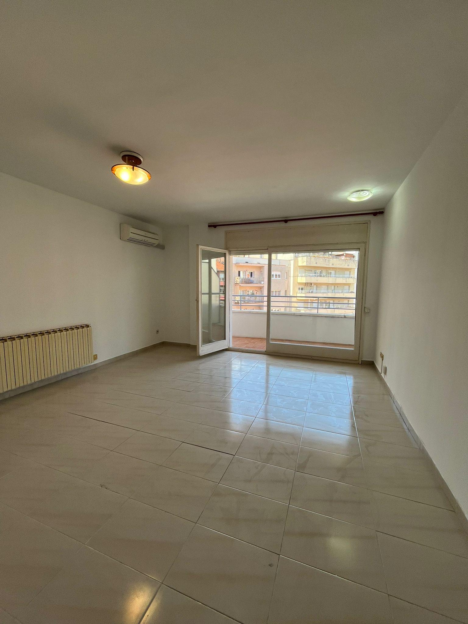 Piso en alquiler  Fornells de la Selva  2/14