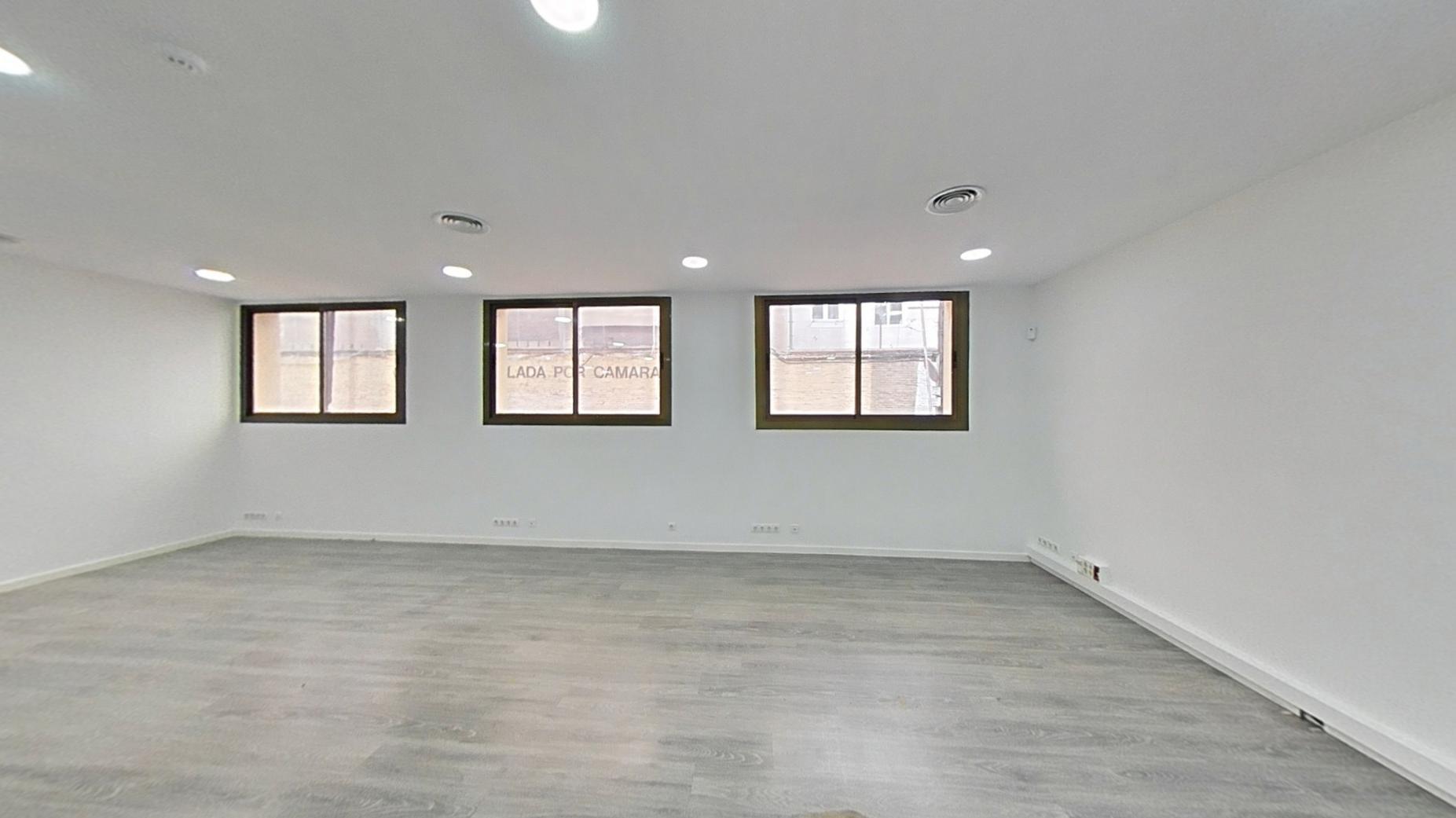 256006 Commercial Office for sale in Les Corts, Maternitat-Sant Ramon 2