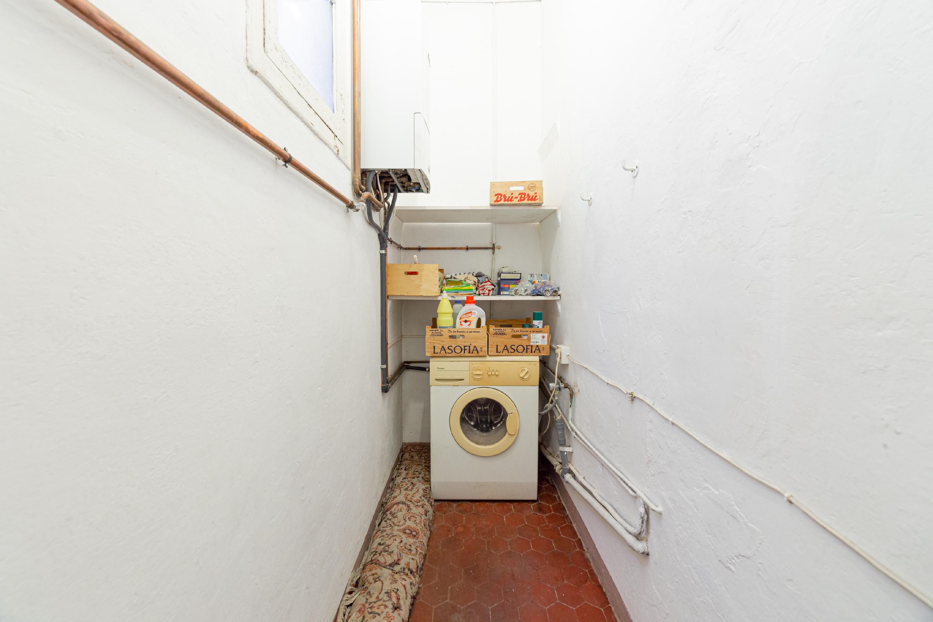 273416 Flat for sale in Eixample, Old Esquerre Eixample 32