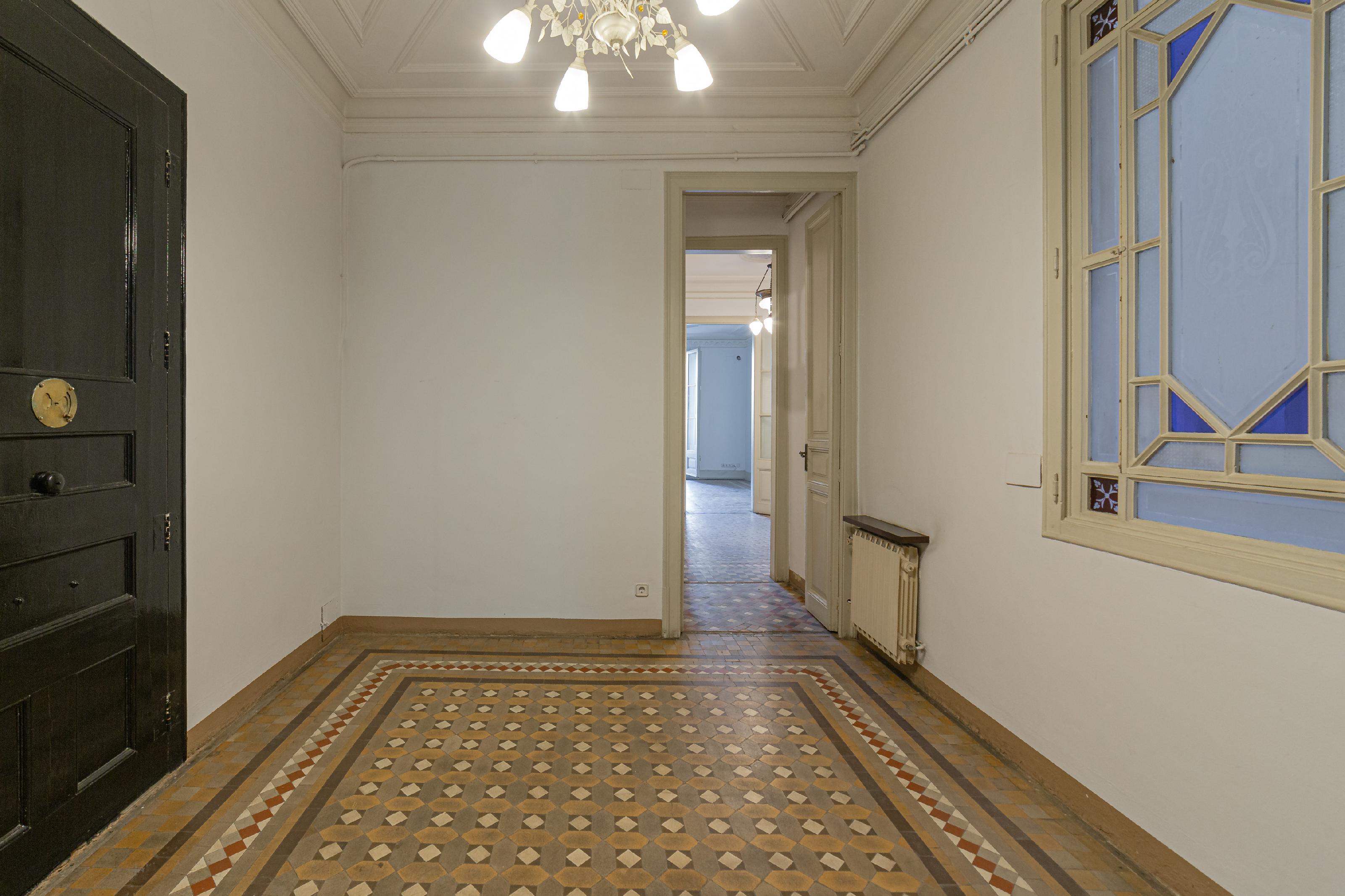 273416 Flat for sale in Eixample, Old Esquerre Eixample 23