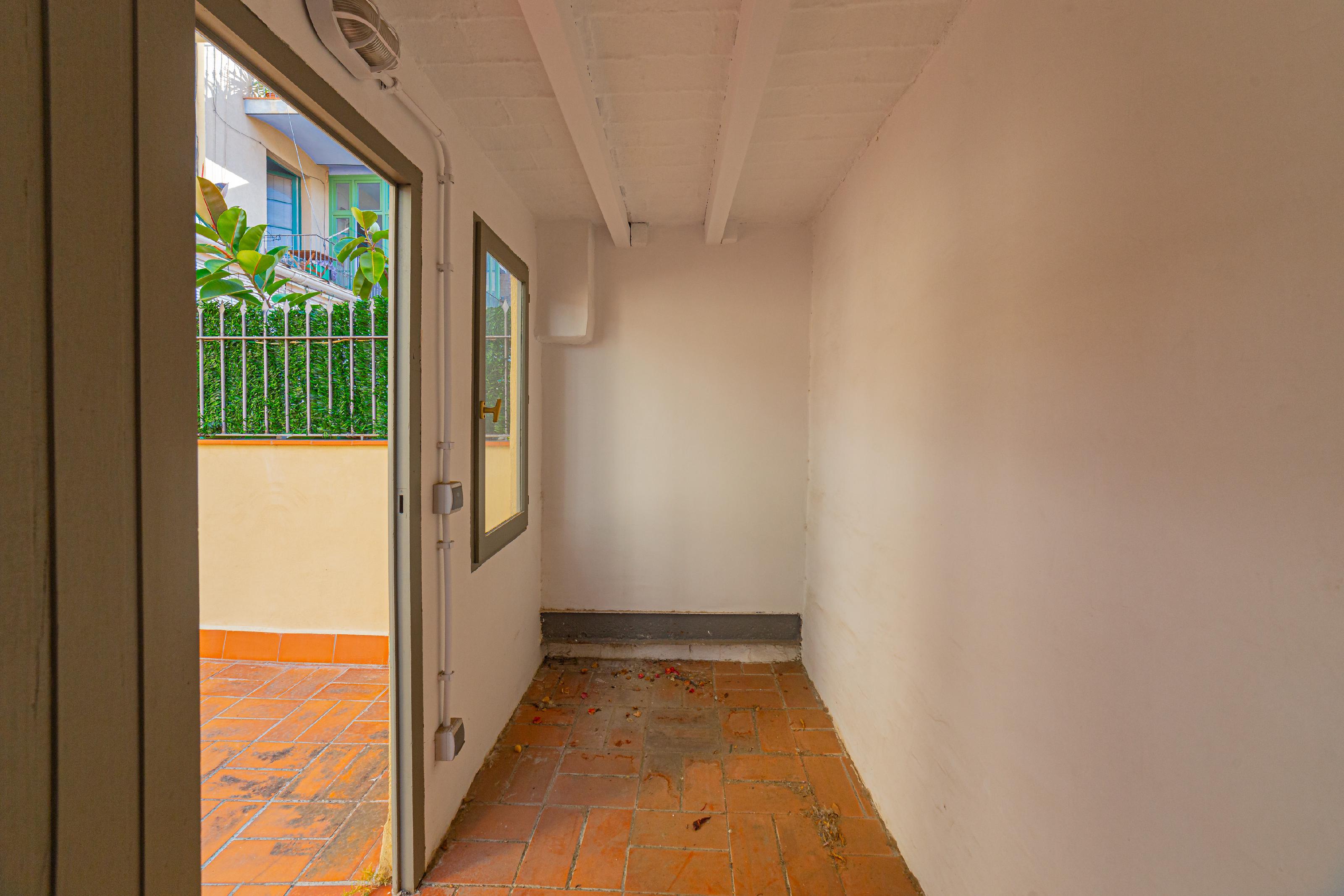 275557 Flat for sale in Eixample, Old Esquerre Eixample 22