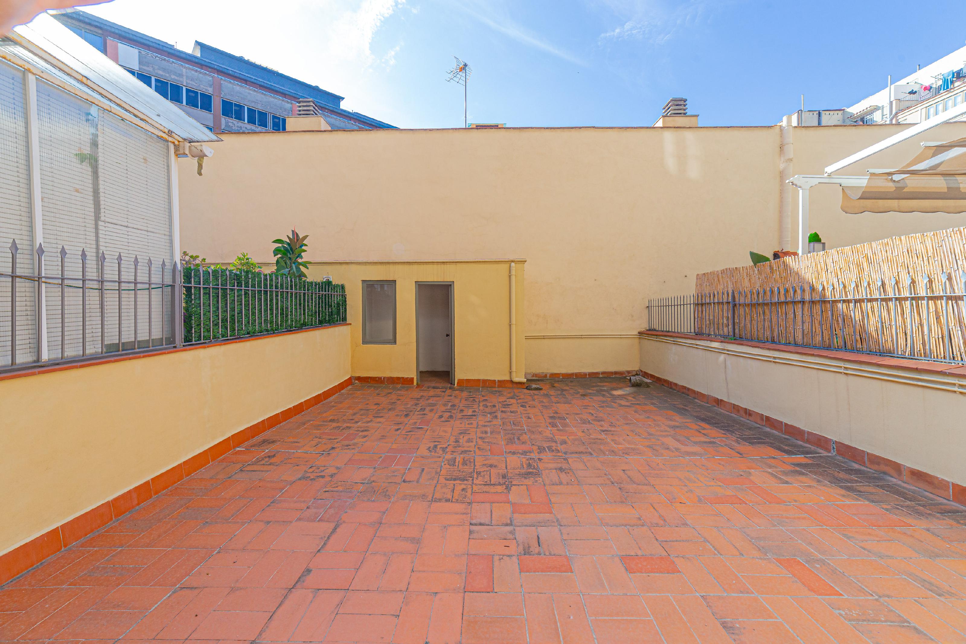 275557 Flat for sale in Eixample, Old Esquerre Eixample 1